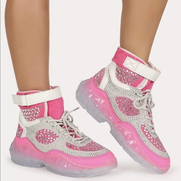 cape robbin sock sneakers